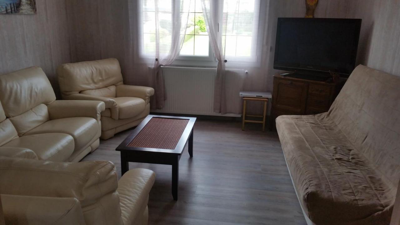 Maison De *
